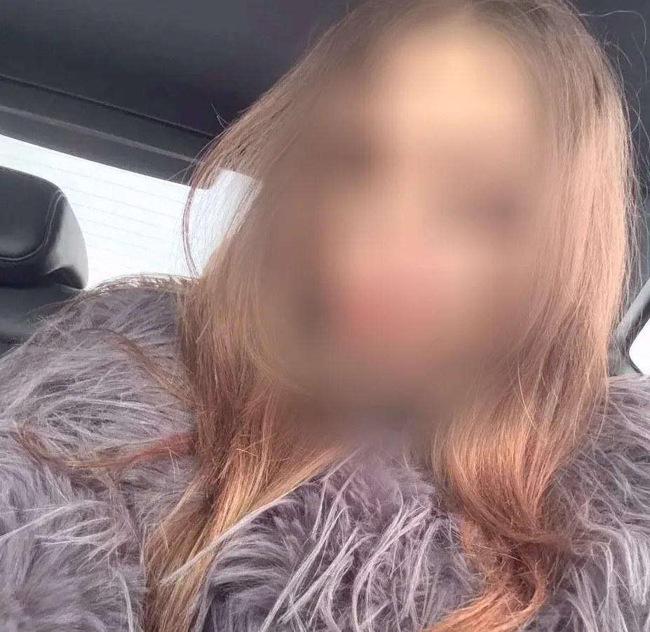 Anjali, 19