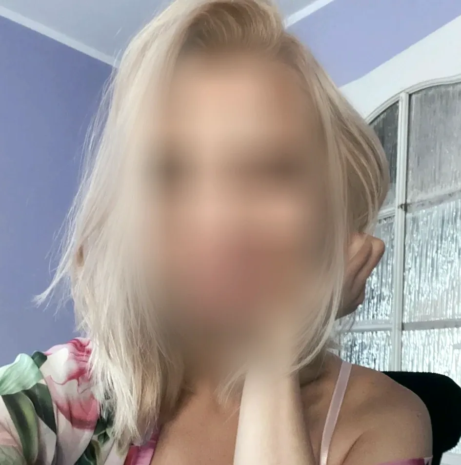Emily, 31