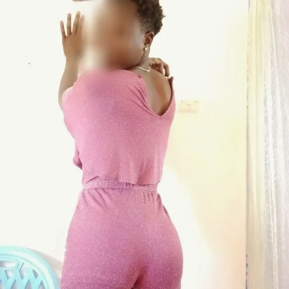 Isobel, 30