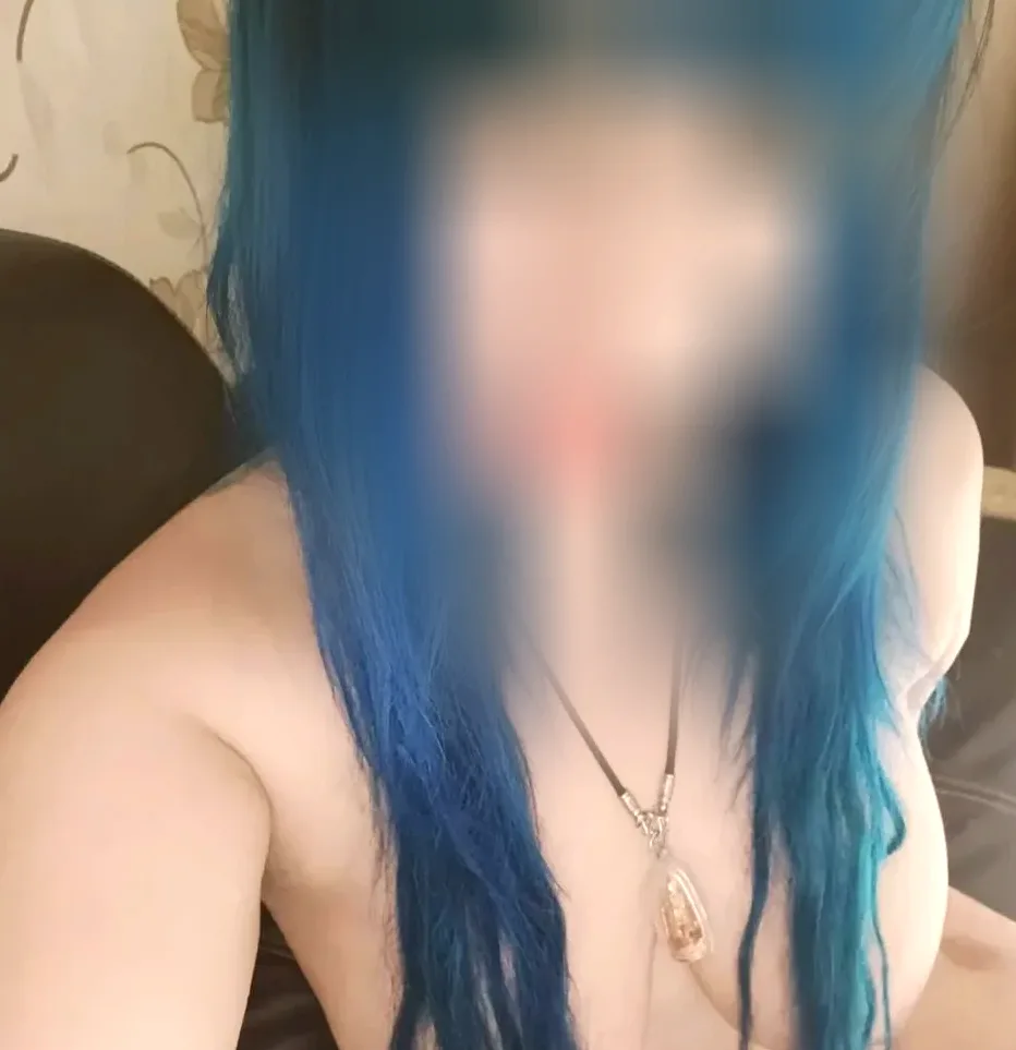 Rhian, 36